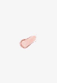 Tache de maquillage en poudre scintillante rose clair avec bords en poudre libre sur fond blanc.