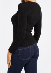 Guess Sweter