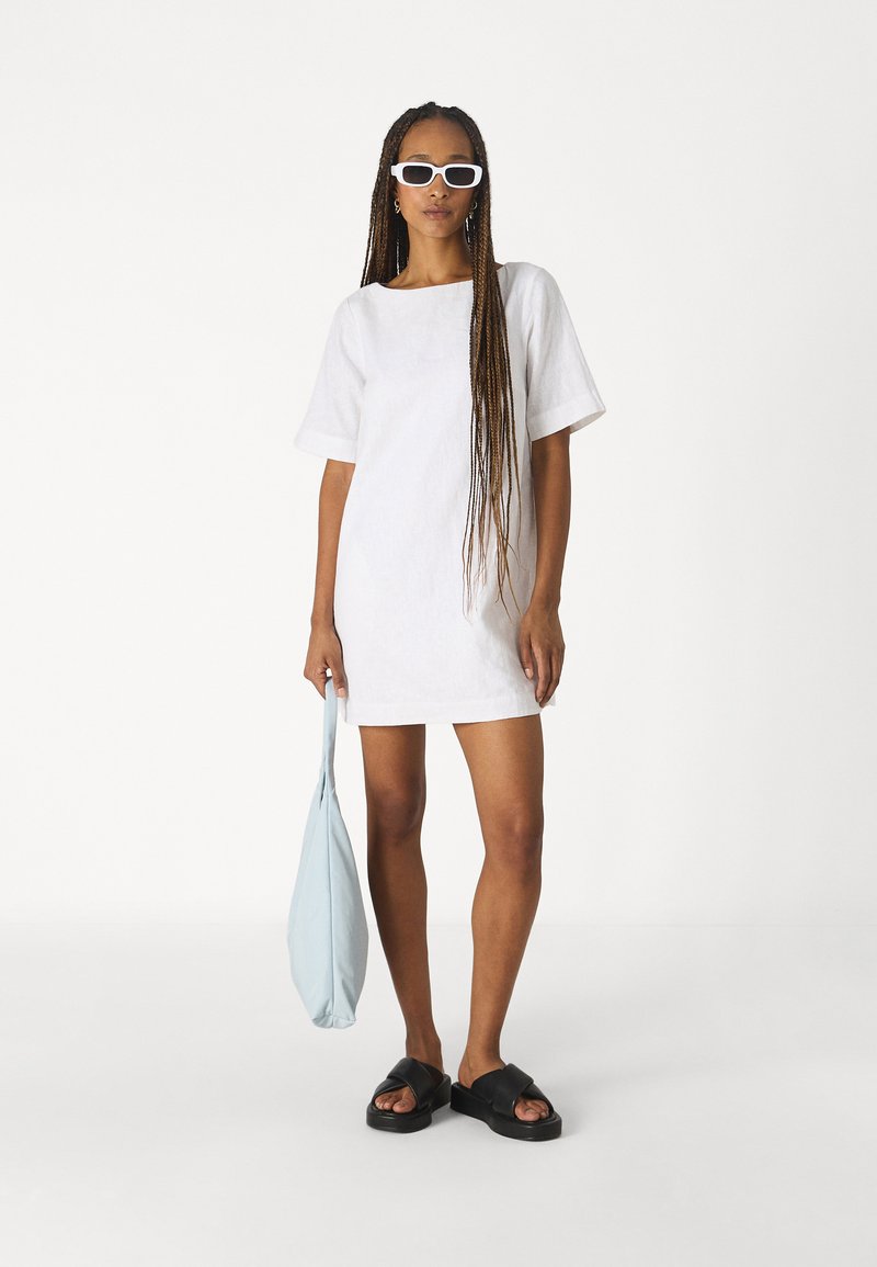 Abercrombie & Fitch T-SHIFT LINEN MINI - Day dress - brilliant white/white  - Zalando.co.uk