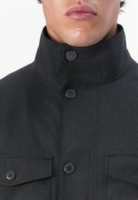 Barbour WINTER OGSTON WATERPROOF JACKET - Jachetă impermeabilă - black