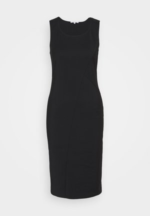 Schwarzes ärmelloses Kleid mit figurbetontem Design, rundem Ausschnitt und schrägen Nähten für eine maßgeschneiderte Optik. Glatte Stofftextur.