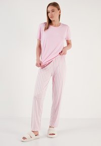 LELA SOFT TOUCH - Pigiama - pink