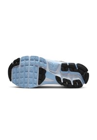 Nike Sportswear ZOOM VOMERO 5 NEWS - Tenisky - white/mtlc silver-pure platinum-blue tint-platinum tint-black