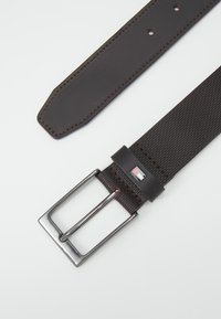 Tommy Hilfiger LAYTON - Vyö - dark brown