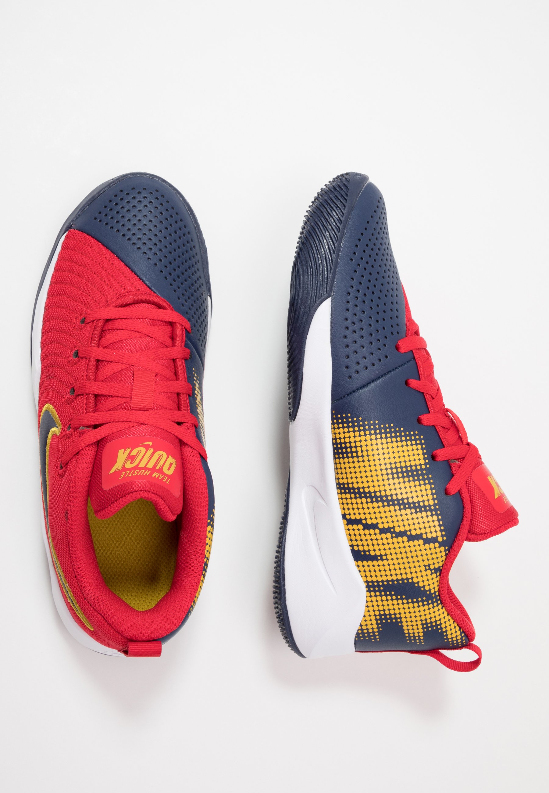 nike team hustle quick 2