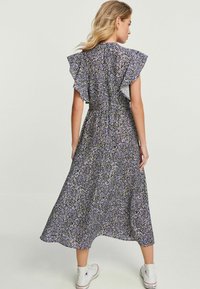 Next FLUTTER SLEEVE MIDI-REGULAR FIT - Dnevna obleka - navy ditsy print