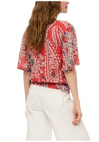 s.Oliver MIT STRUKTUR - Bluse - hellorange