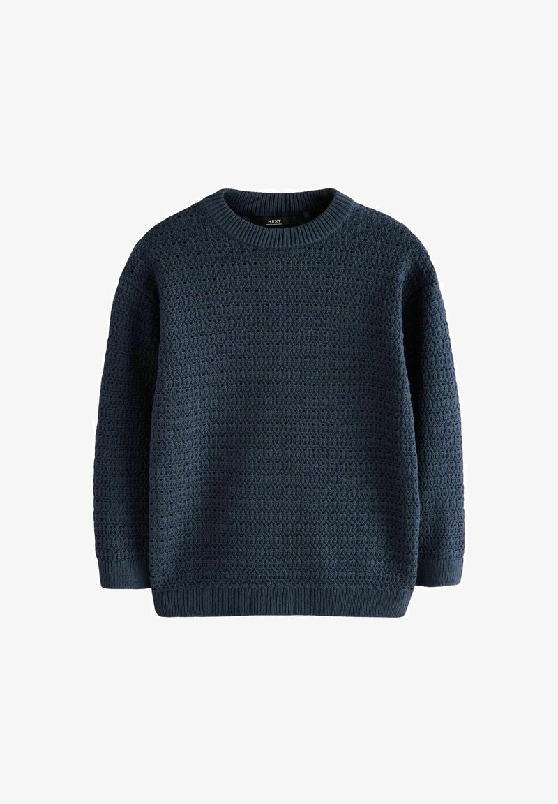 Maglione a maglia blu navy con un motivo testurizzato, colletto rotondo a coste e polsini. Vestibilità rilassata con maniche lunghe e senza hardware visibile.