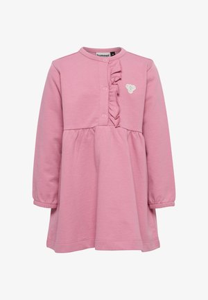 Langærmet pink kjole i blødt bomuld, med rynket front, knaplukning og et lille logo på brystet.