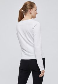 Minus MINEW LAURA CARDIGAN - Kofta - white