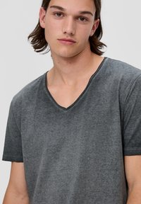 QS T-shirt basic - schwarz