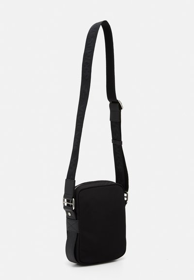 Vivienne Westwood JACKSON CROSSBODY SATCHEL UNISEX - Rankinė per petį - black