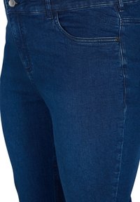 Zizzi Farkkushortsit - dark blue
