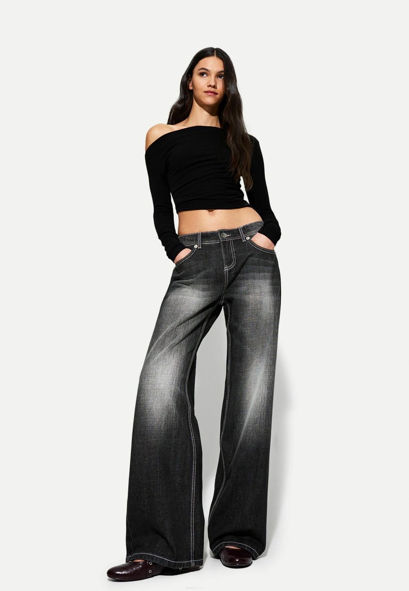 Bershka - LOW-RISE BAGGY - Džínsy voľného strihu - mottled dark grey, Zväčšiť