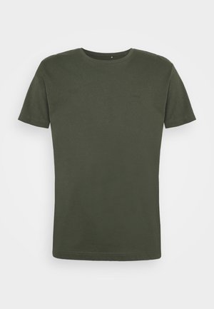 Plain mørkegrøn T-shirt med korte ærmer og rund hals, vist på en flad hvid baggrund.