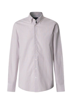 Langærmet skjorte med knapper, blå og orange ternet mønster og knappet krave på hvid baggrund.