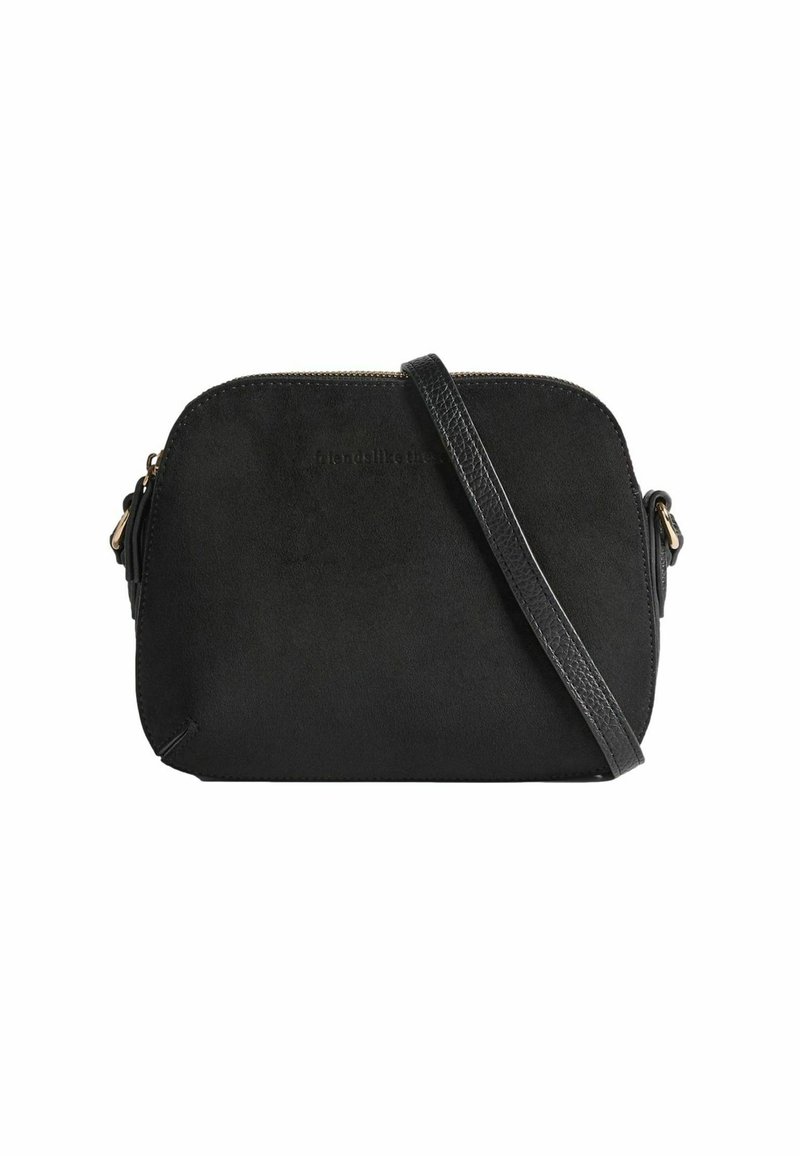 Borsa a spalla nera in suede con tracolla in pelle regolabile e zip dorata su sfondo bianco.