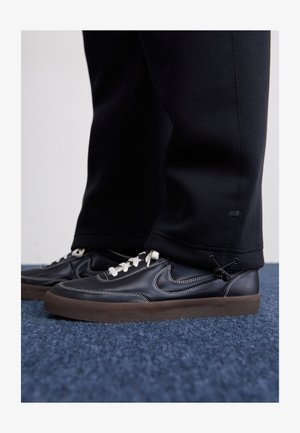 Nike Sportswear KILLSHOT 2 LTR PRM OPP2 - Trainers - black sail baroque brown mtlc dk grey