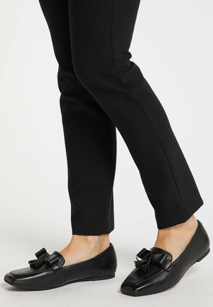 Pantofi slip-on - schwarz