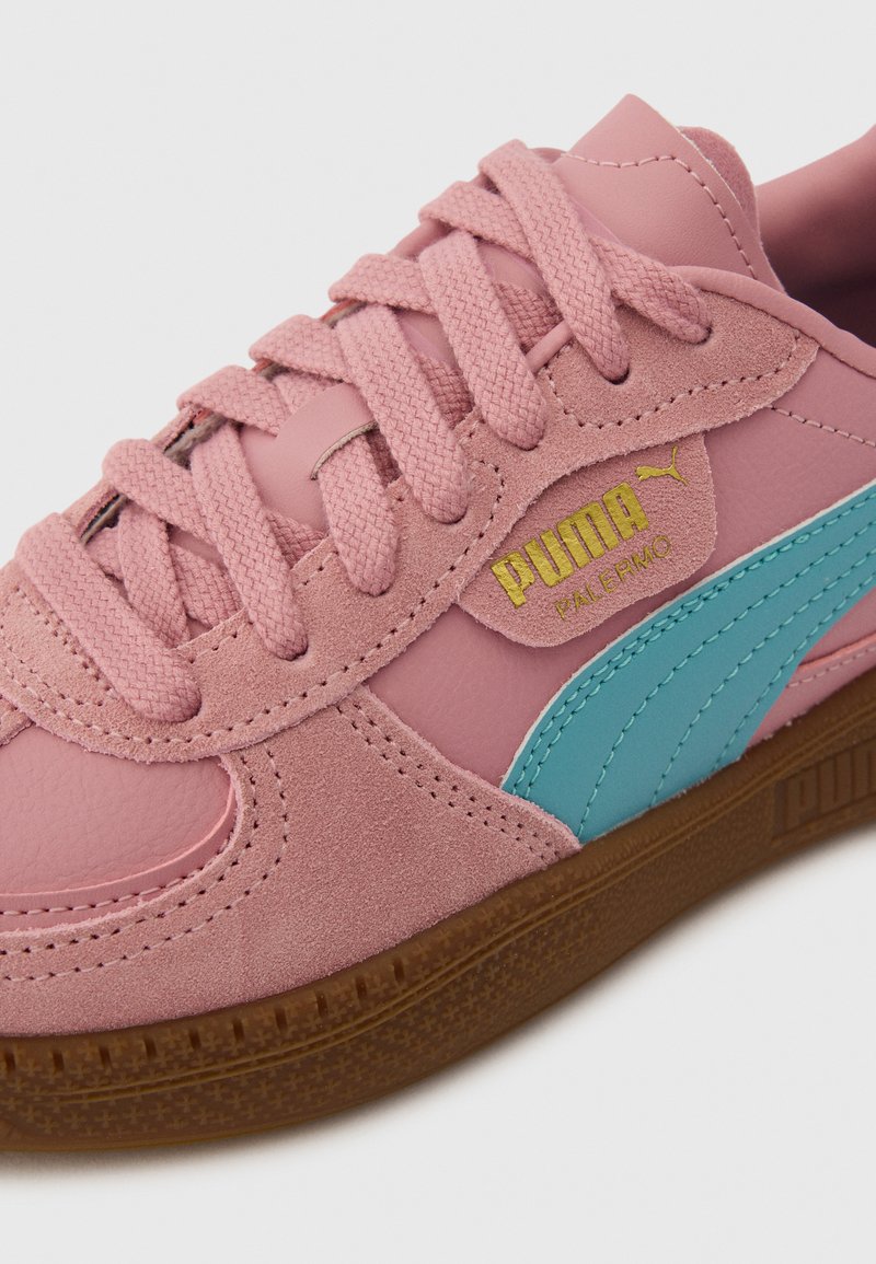 Puma PALERMO MODA JR UNISEX Trainers poised pink-aqua/red