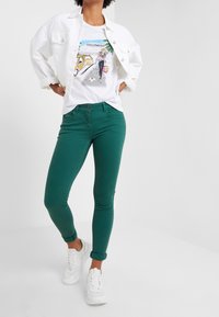 Patrizia Pepe Vaqueros pitillo - dark green