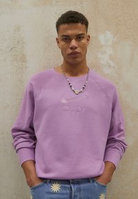 Nike Sportswear M M NSW NIKE AIR FT CREW - Sweatshirt - violet shock
