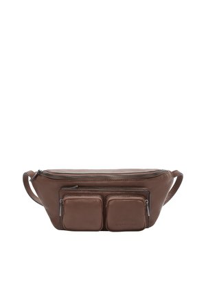 Marsupio in pelle marrone dalla forma arrotondata, con due tasche frontali con zip e una tracolla regolabile. Texture liscia e design sobrio.