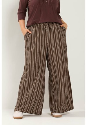Yours Clothing, PLUS SIZE WIDE LEG TROUSERS - Pantaloni - chocolate