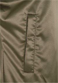 Urban Classics Bomber dzseki - softolive