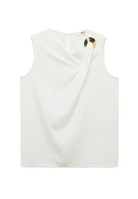 Top bianco senza maniche con un design drappeggiato e un accento in hardware dorato vicino alla spalla. Tessuto morbido, chiusura con zip sul retro.