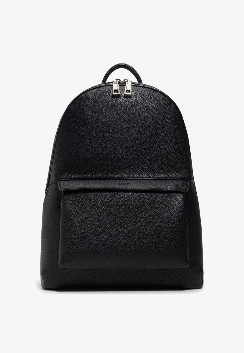 Zaino in pelle nera testurizzata con tasca frontale con zip, doppio cursore argentato e manico superiore per il trasporto.