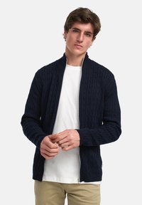 Kronstadt CABLE - Kofta - sky captain