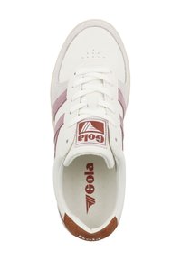 White sneakers with pink suede stripes and brown accents. Features a textured leather upper, rounded toe, and lace-up design.
