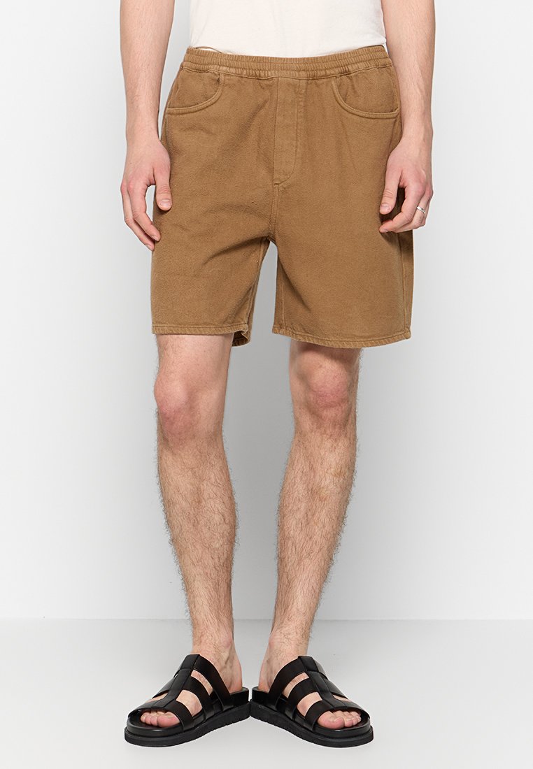 American vintage Shorts okergeel