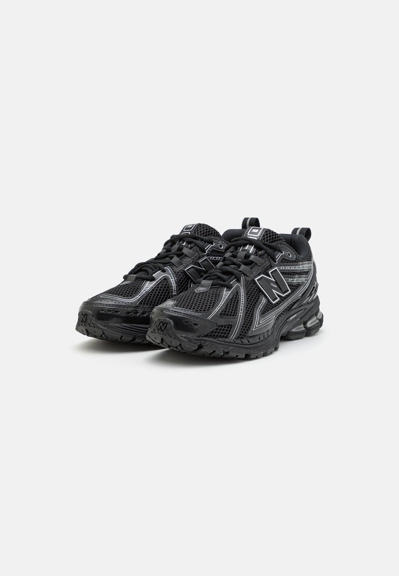 New Balance M1906REU UNISEX - Sneaker low - black/schwarz - Zalando.de