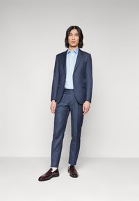 Kigili ADRIAN - Businesshemd - pale blue