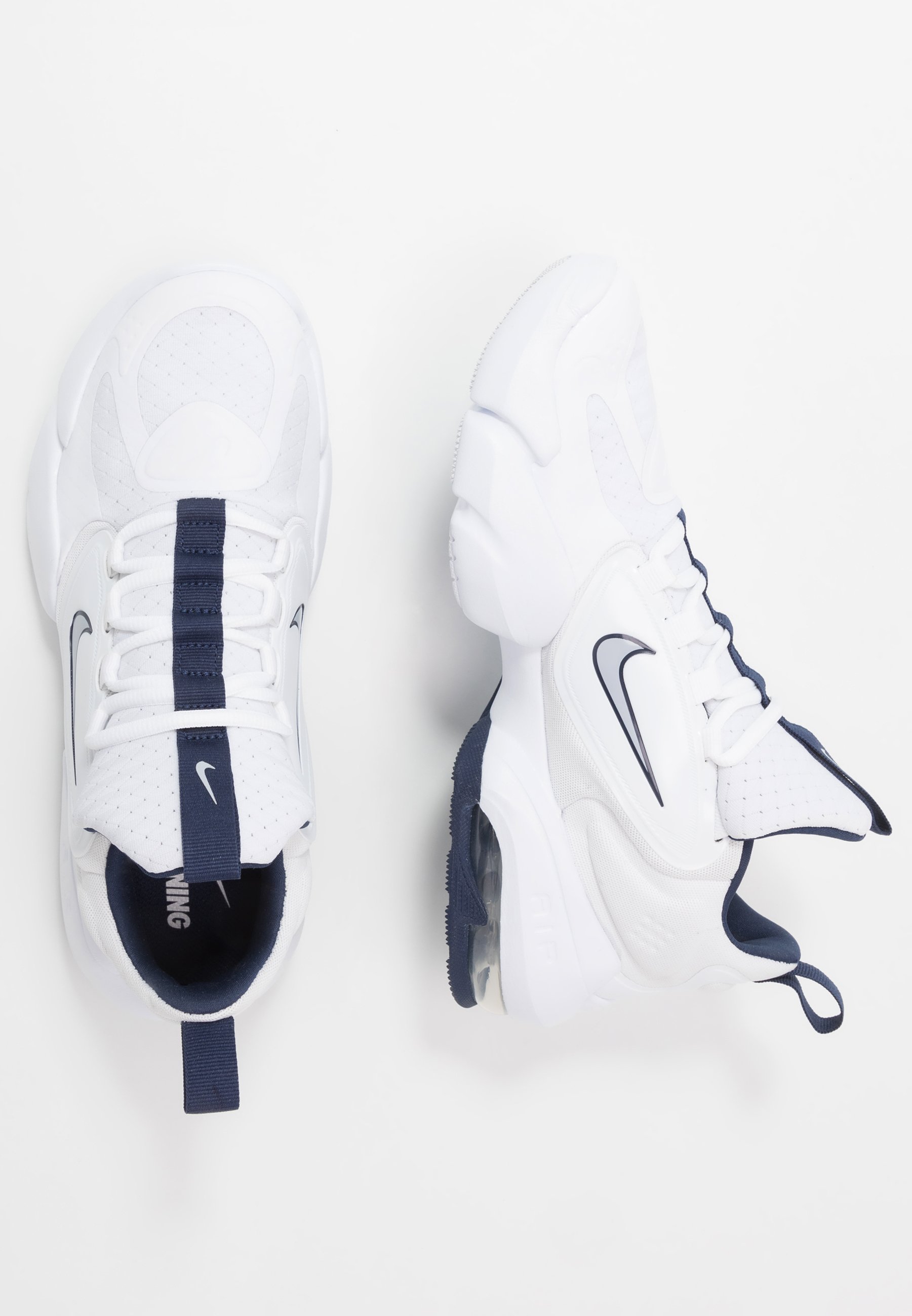 Nike Performance AIR MAX ALPHA SAVAGE Treningssko white Nike Performance AIR MAX ALPHA SAVAGE Treningssko wolf