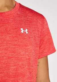 Under Armour TECH TWIST - Spordi T-särk - red solstice/coho/white