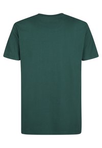 Tričko s krátkým rukávem ze základní tmavě zelené bavlny, design s kulatým výstřihem, hladká textura, bez viditelných vzorů nebo potisků, jednoduchý pohled zezadu.