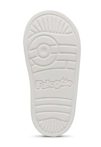 Suola di scarpa in gomma bianca con motivi testurizzati, accenti circolari e un logo. Finitura liscia con scanalature per aderenza e supporto.