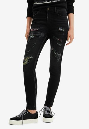 SKINNY ANKLE-GRAZER - Skinny džíny - black