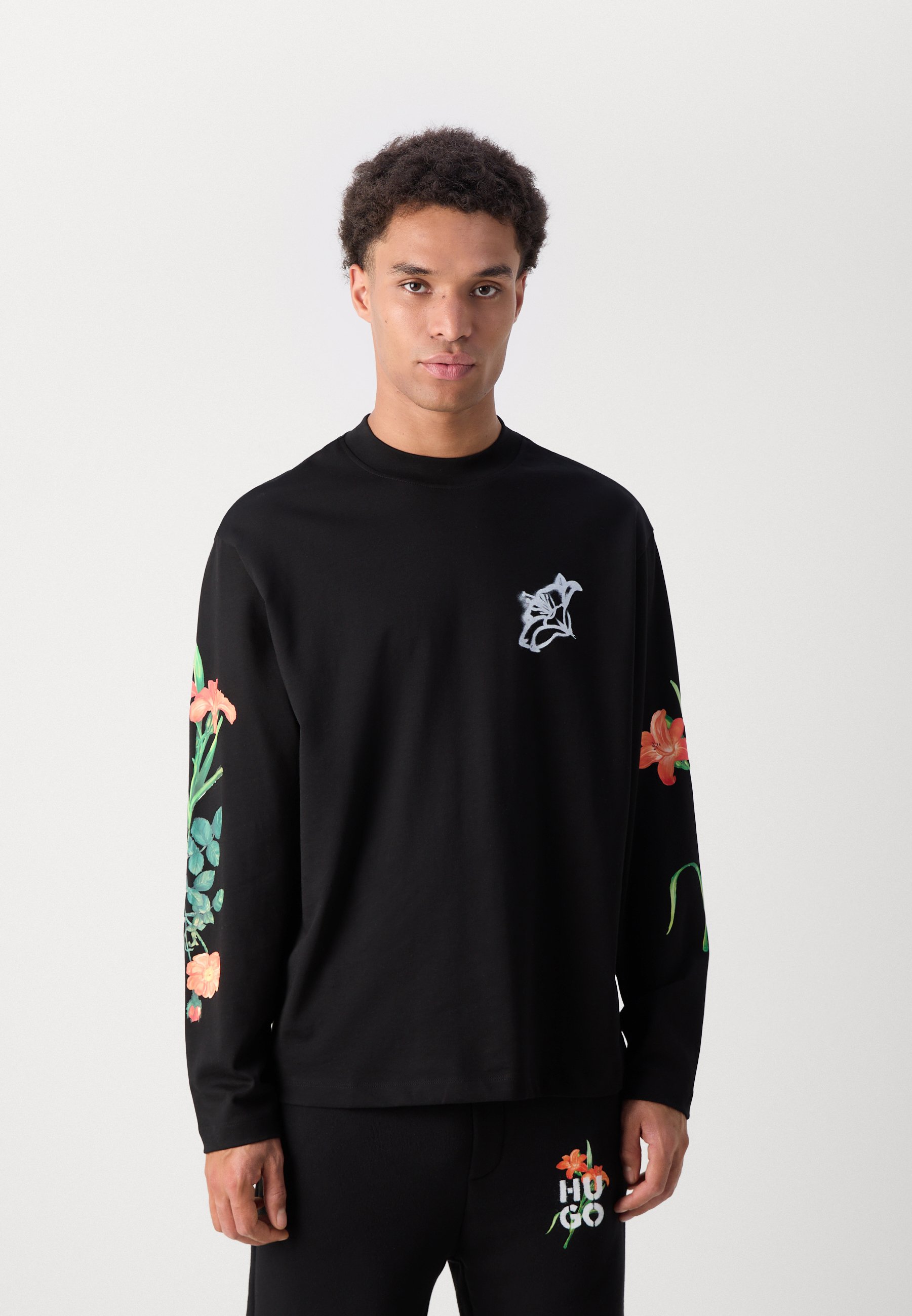 Hugo Diflowerlo Tシャツ HUGO Men's Diflowerlo T Shirt, Black1, L : Amazon.co.uk: Fashion