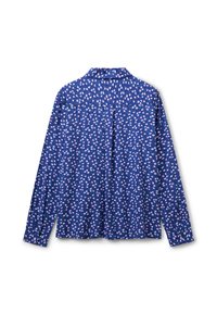 Camicia blu a maniche lunghe con colletto, caratterizzata da un motivo floreale in rosa e bianco, con polsini a bottoni. Tessuto dalla texture liscia.