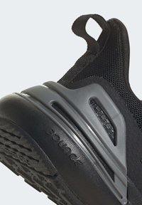 adidas Performance RAPIDASPORT BOUNCE LACE - Zapatillas running asfalto - core black   core black   iron metallic