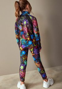 Next THROUGH STANDARD - Sweat zippé - black multi grafiti