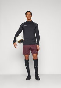 Nike Performance SHORT - Športové šortky - burgundy crush/black/white