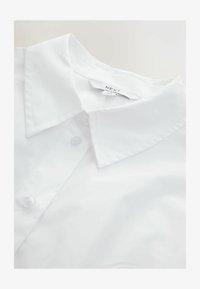 Non sélectionné, white