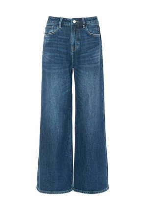 Szerokie niebieskie dżinsy z kieszeniami z przodu, szlufkami na pasek i zapięciem na guzik, pokazane na białym tle.