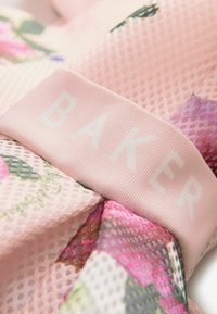 Baker by Ted Baker FLORAL AIRTEX REGULAR FIT - Freizeitkleid - pink