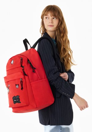 Eastpak, DAY PAK'R PRO DAYPACK 46.5 CM LAPTOPFACH UNISEX - Zaino - mickey patch